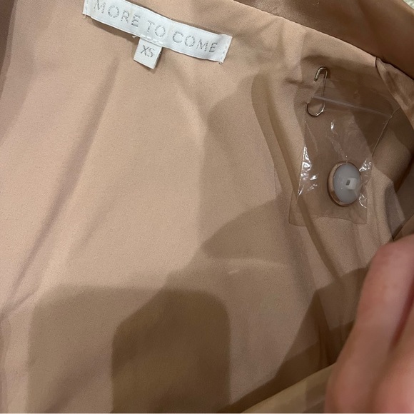 MORE TO COME Julia Blazer Top - Picture 9 of 9